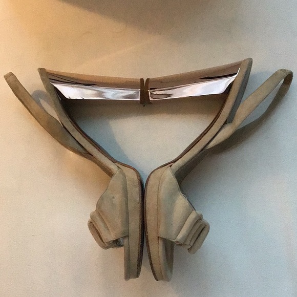 DIANE VON FURSTENBURG taupe suede platform sandal - Picture 5 of 7